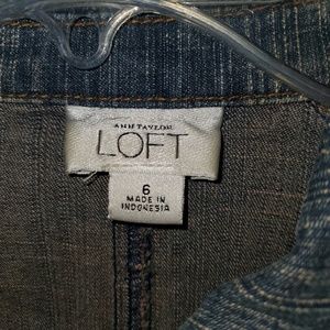 LOFT Jackets & Coats - Women's Ann Taylor Loft Jean Jacket Size 6 LOFT Jackets & Coats - Women's Ann Taylor Loft Jean Jacket Size 6